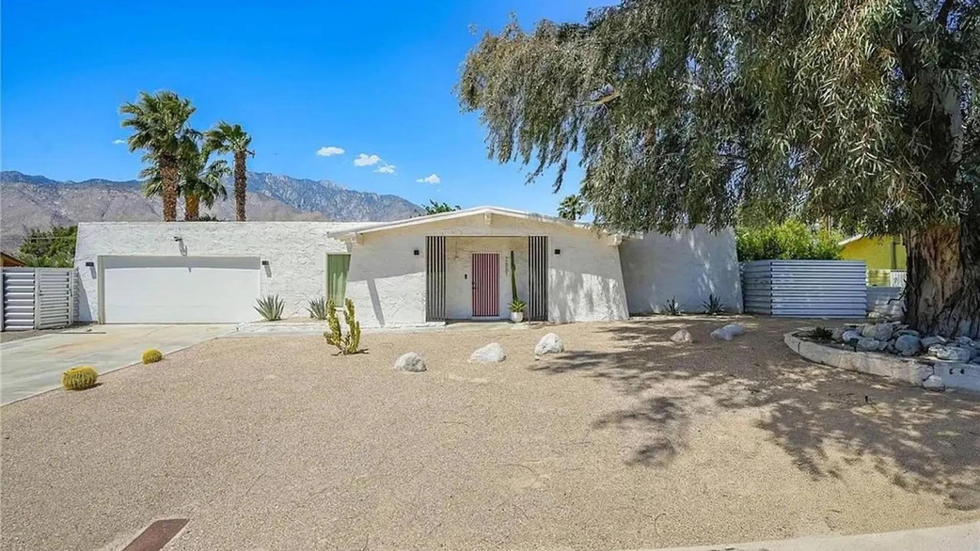 Holiday home Desert Oasis With Modern Comforts Palm Springs United States