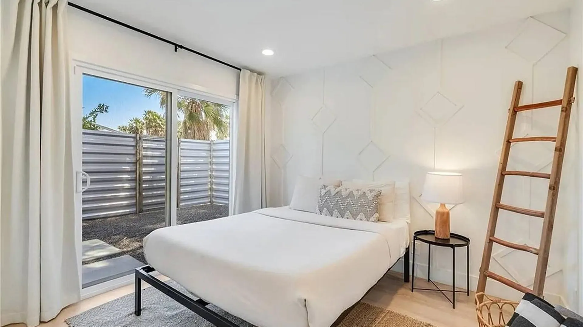 Desert Oasis With Modern Comforts Palm Springs United States