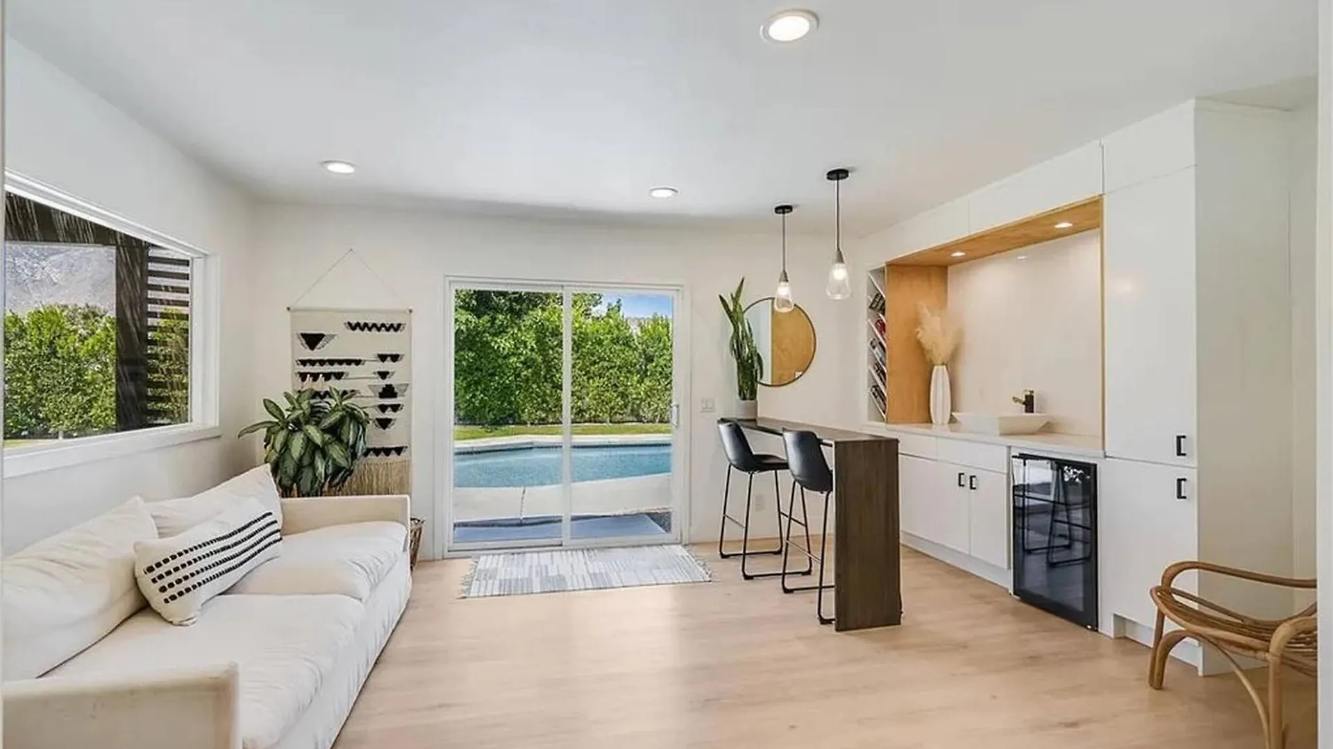 Desert Oasis With Modern Comforts Palm Springs